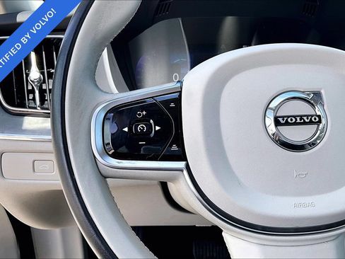 Used 2024 Volvo XC60 B5 Plus w/ Protection Package Premier AWD/4WD image 24