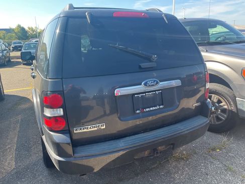 Used 2007 Ford Explorer XLT image 10