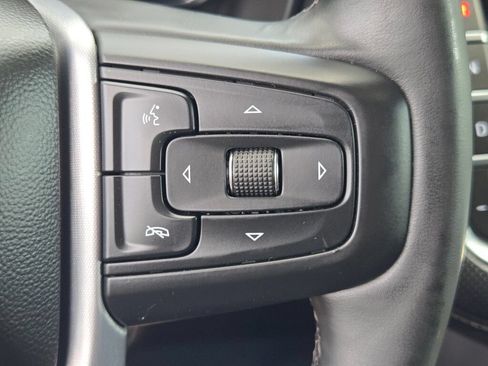 Used 2024 GMC Yukon XL SLT w/ SLT Luxury Package AWD/4WD image 37