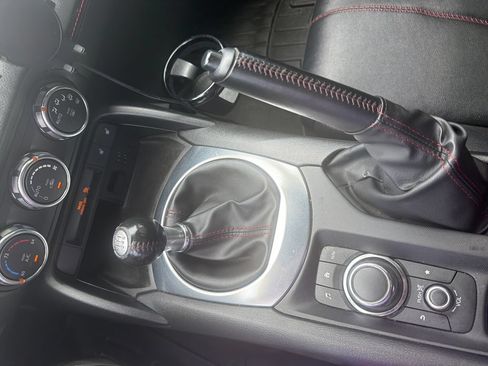 Used 2016 MAZDA MX-5 Miata Grand Touring RWD image 27