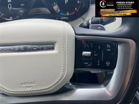 Used 2022 Land Rover Range Rover Long Wheelbase SE AWD/4WD image 28