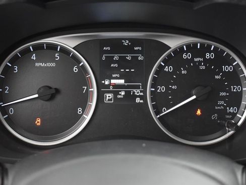 Used 2025 Nissan Versa S w/ Lighting Package image 26