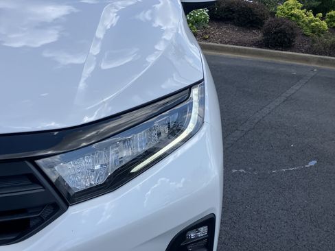 Certified 2025 Honda Odyssey EX-L image 5