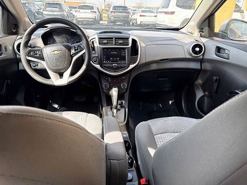 Used 2020 Chevrolet Sonic LT image 10