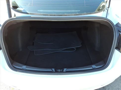 Used 2022 Tesla Model 3 Long Range AWD/4WD image 6