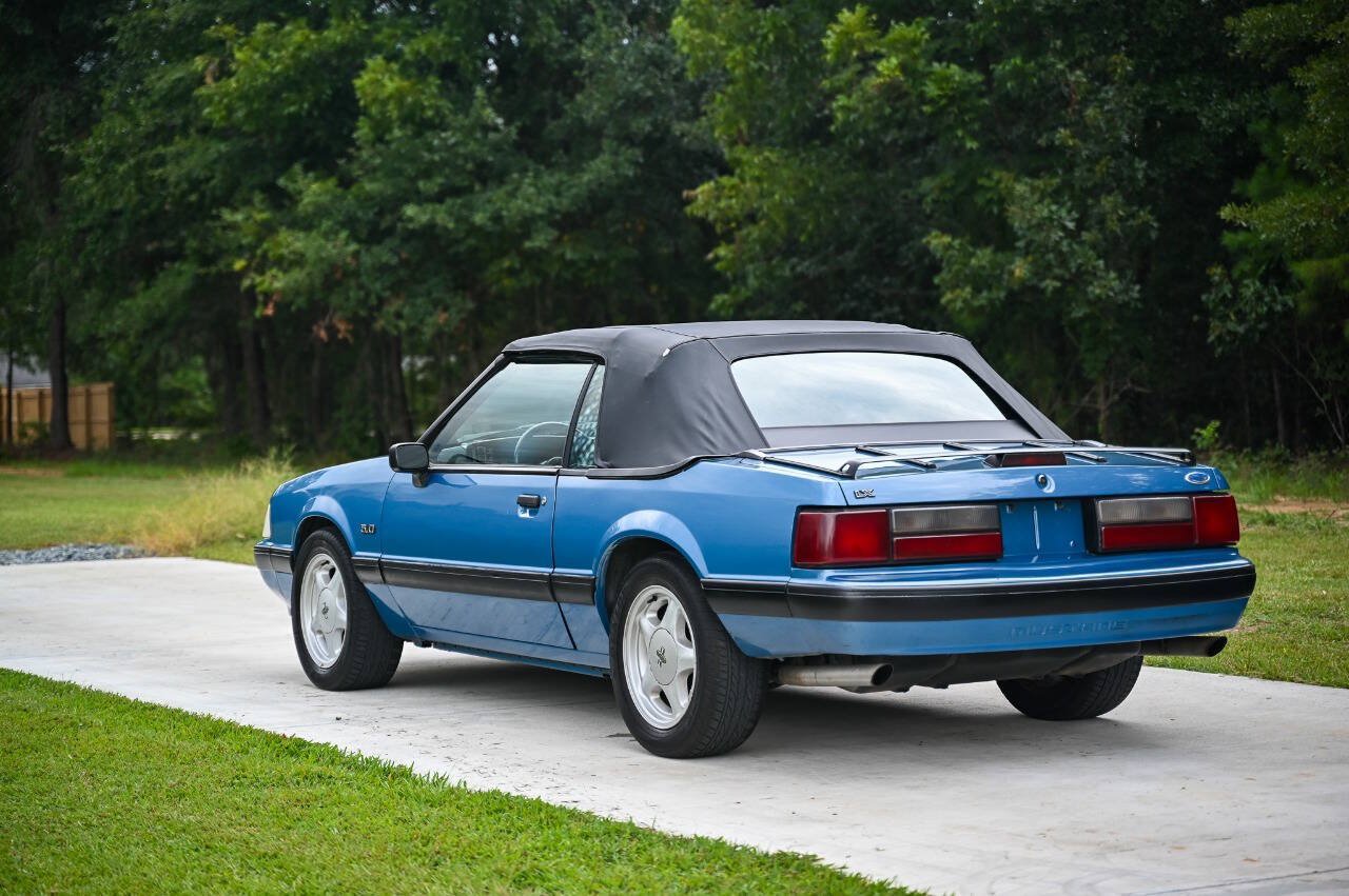 Used 1989 Ford Mustang LX RWD image 12