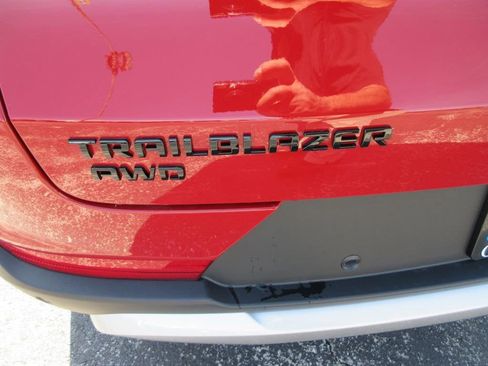 New 2026 Chevrolet TrailBlazer LT w/ Convenience Package image 11