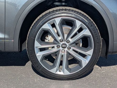 Used 2023 Audi Q5 2.0T Premium Plus image 11