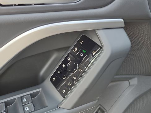 New 2025 Audi Q5 Prestige image 19