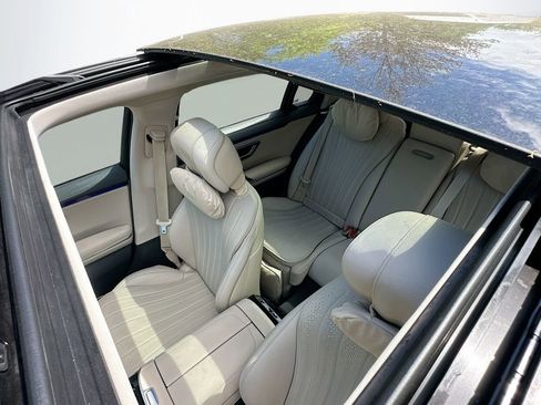 Certified 2022 Mercedes-Benz S 580 4MATIC Sedan image 23