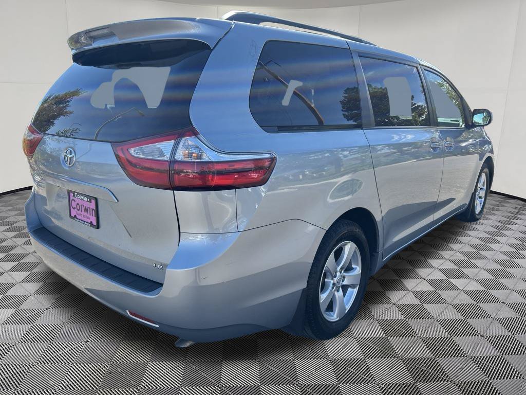 Used 2015 Toyota Sienna LE FWD image 8