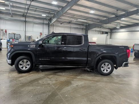 Used 2023 GMC Sierra 1500 SLE AWD/4WD image 5