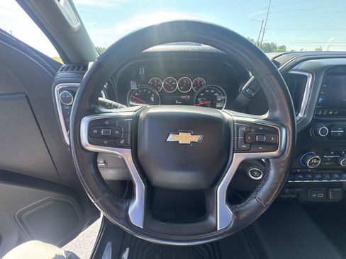 Certified 2021 Chevrolet Silverado 1500 LT AWD/4WD image 15