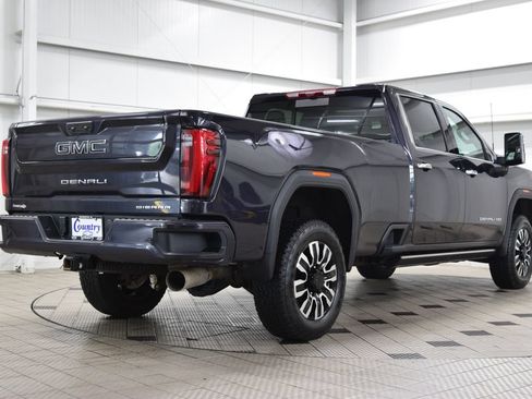 Used 2026 GMC Sierra 2500 Denali Ultimate w/ Max Trailering Package AWD/4WD image 8