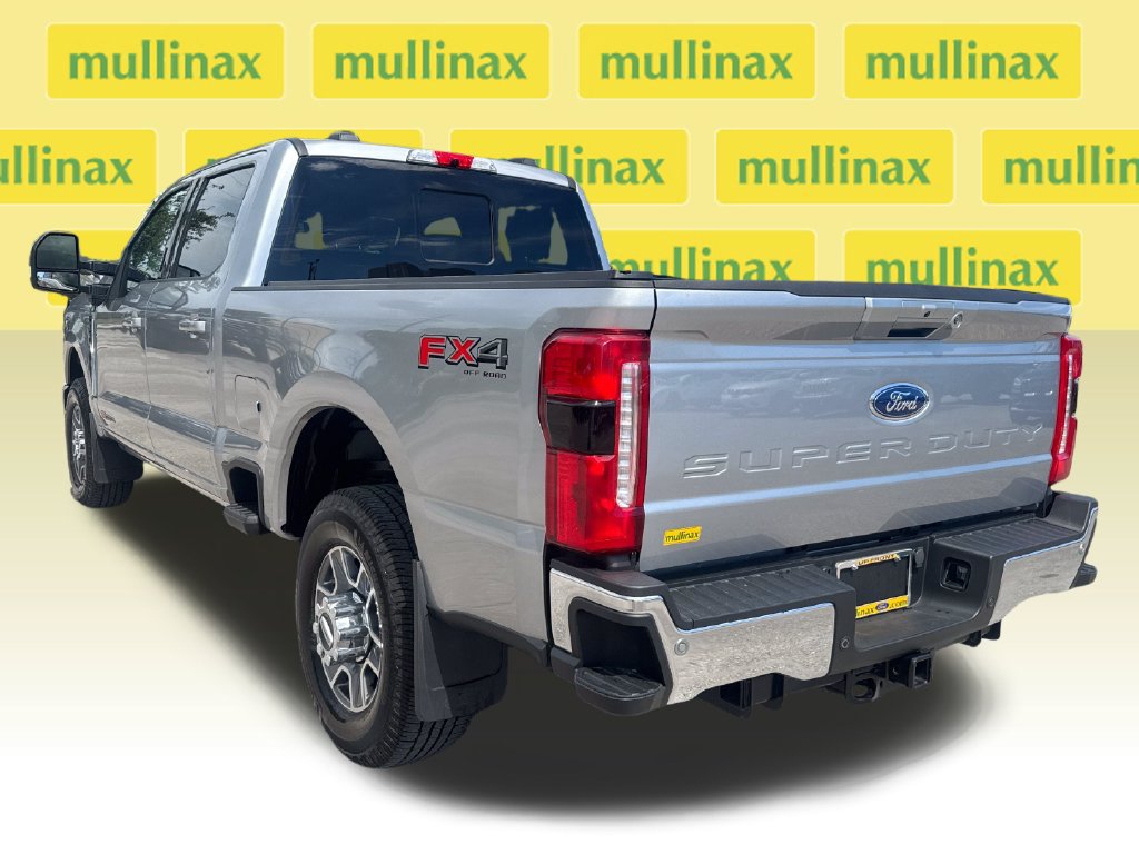 Used 2023 Ford F350 Lariat w/ Lariat Ultimate Package AWD/4WD image 9