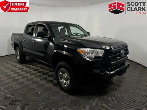 Used 2022 Toyota Tacoma SR image 1