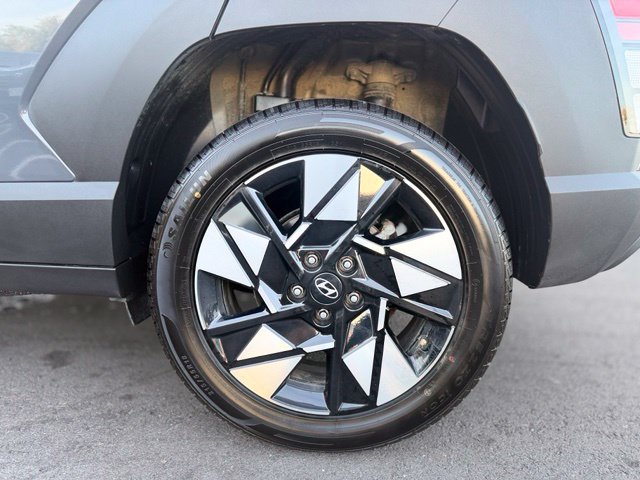Used 2024 Hyundai Kona SEL AWD/4WD image 26