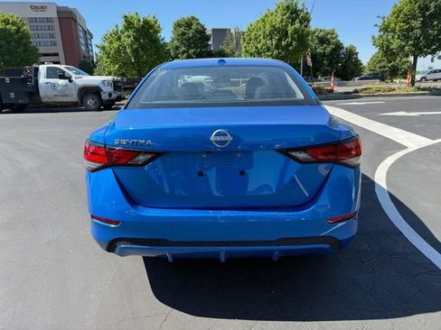 Used 2025 Nissan Sentra SV FWD image 6