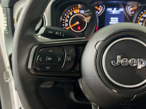 Used 2024 Jeep Wrangler Willys image 18