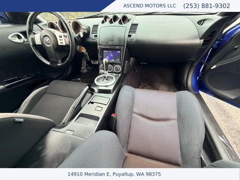 Used 2005 Nissan 350Z Enthusiast RWD image 11
