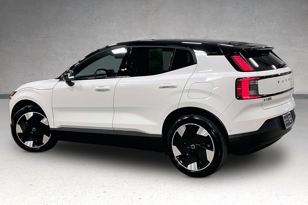 New 2026 Volvo EX30 Ultra w/ Climate Package AWD/4WD image 4