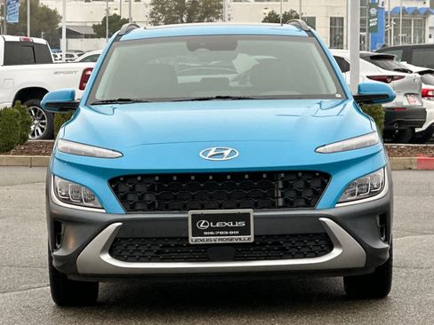 Used 2022 Hyundai Kona Limited w/ Cargo Package image 10