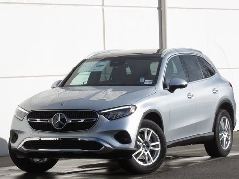 New 2026 Mercedes-Benz GLC 300 4MATIC image 1