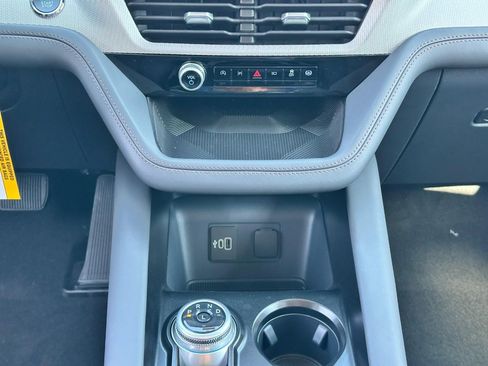 New 2026 Ford Explorer Active AWD/4WD image 9