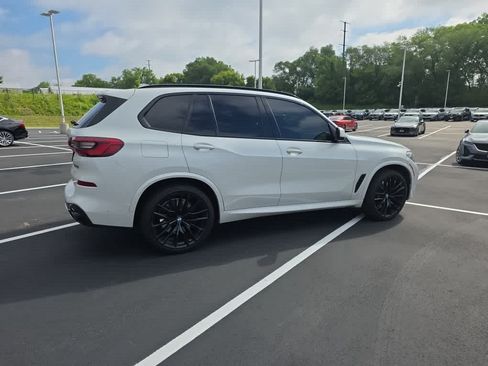 Used 2020 BMW X5 M50i w/ Premium Package AWD/4WD image 3
