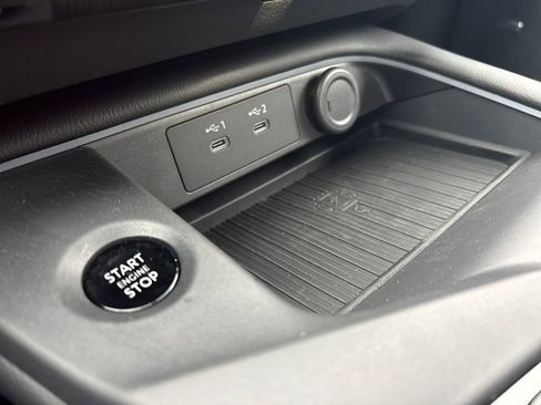 New 2026 Nissan Sentra SR image 4