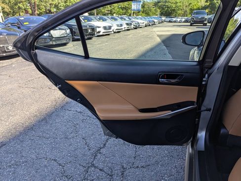 Used 2014 Lexus IS 250 AWD w/ Premium Package image 34