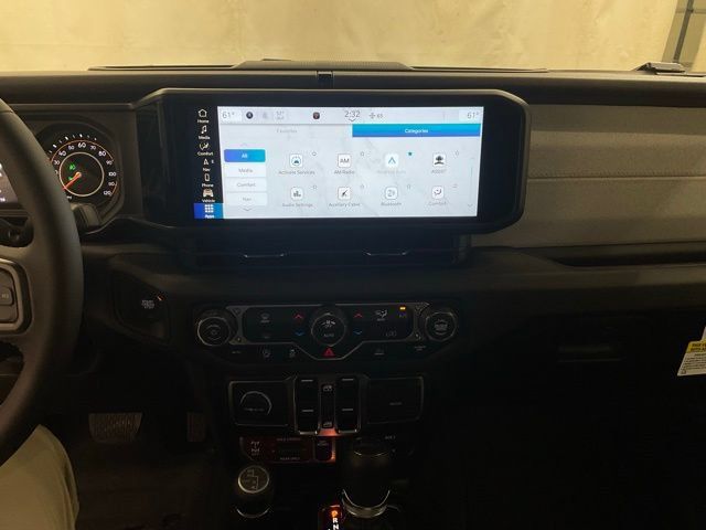 New 2026 Jeep Gladiator Mojave AWD/4WD image 17