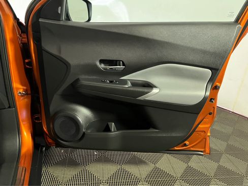 Certified 2023 Nissan Kicks SR w/ SR Premium Package FWD image 29