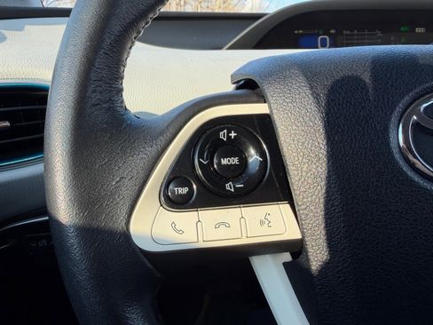 Used 2017 Toyota Prius Prime Plus image 11