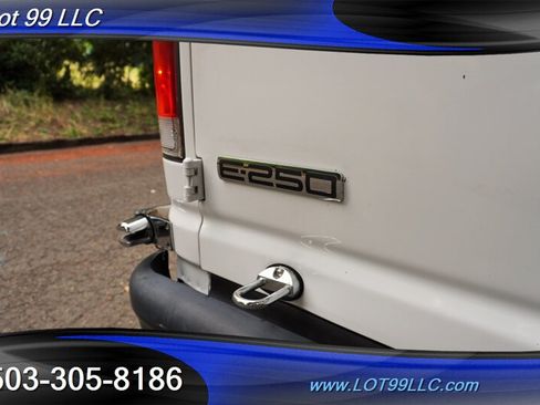 Used 2009 Ford E-250 and Econoline 250 Extended RWD image 34