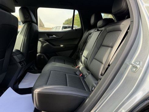 New 2026 Chevrolet Equinox LT w/ Convenience Package II image 16