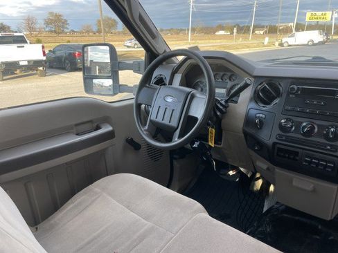 Used 2008 Ford F550 4x4 Crew Cab Super Duty image 7