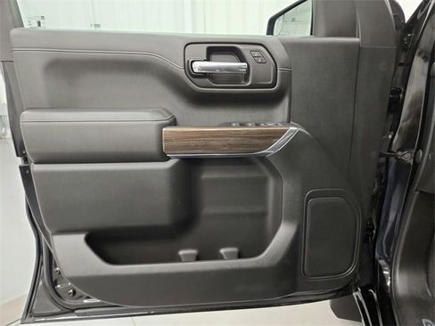 Used 2022 Chevrolet Silverado 1500 LT image 26