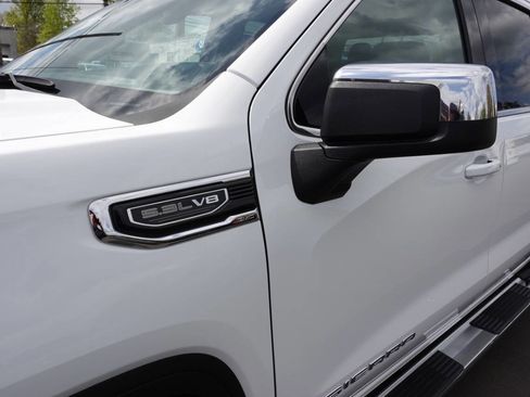 Used 2023 GMC Sierra 1500 SLE w/ X31 Off-Road Package AWD/4WD image 8
