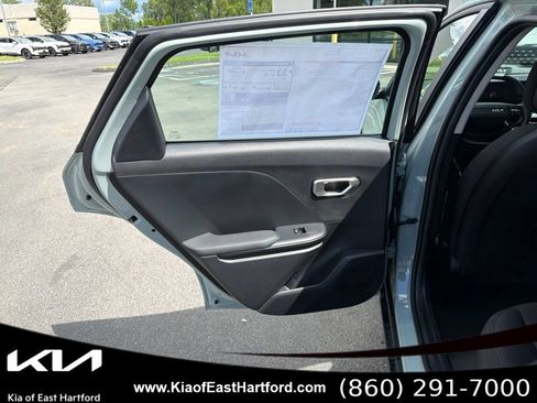 New 2026 Kia K4 FWD image 17