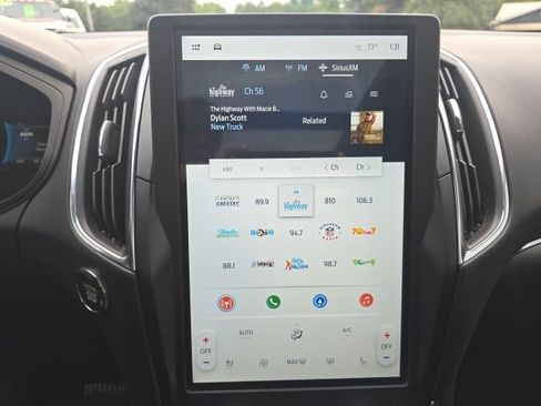 Used 2024 Ford Edge Titanium w/ Equipment Group 301A AWD/4WD image 14