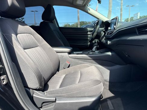 Used 2020 Nissan Altima 2.5 S FWD image 11