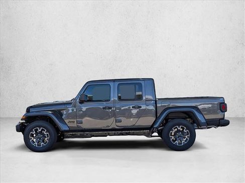 New 2026 Jeep Gladiator Sport image 9