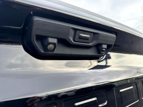 Used 2023 Chevrolet Silverado 1500 LTZ image 8