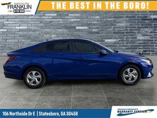 Used 2023 Hyundai Elantra SE video 1