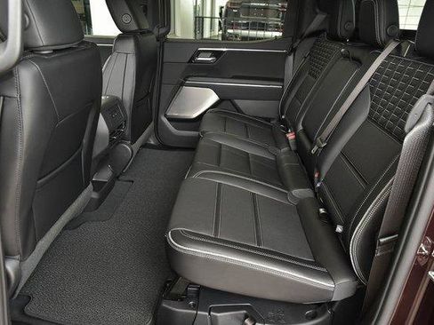 New 2025 GMC Sierra EV Denali image 30