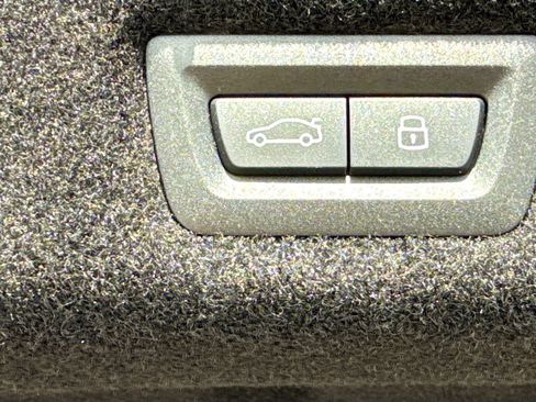 New 2026 BMW 760i xDrive w/ Executive Package image 13