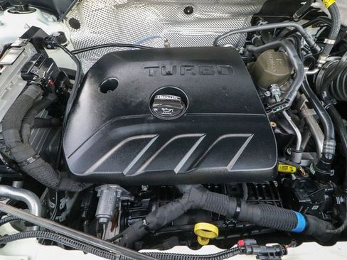 Used 2022 Buick Encore GX Select image 28