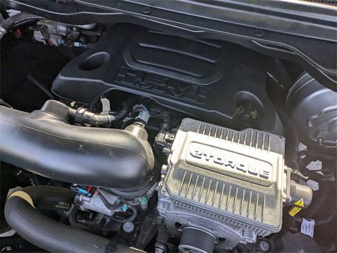 Used 2023 RAM 1500 Laramie image 31