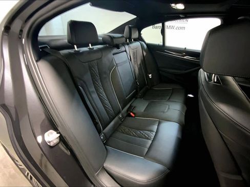 Used 2019 BMW 530i xDrive w/ Executive Package image 19